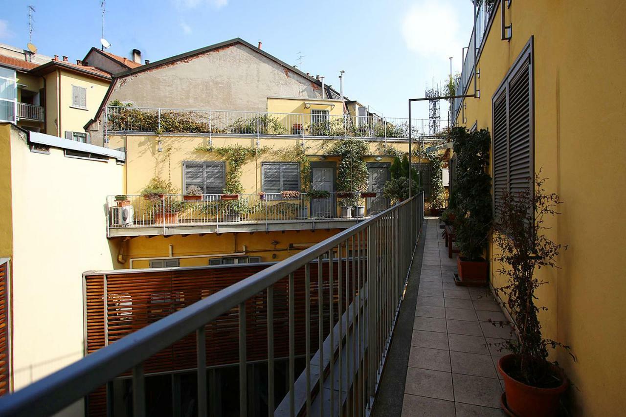 Suite Fiera Milano City Exteriör bild